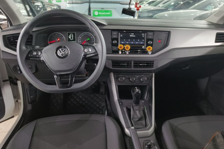 Volkswagen Polo 2020 #10 Volkswagen Polo 2020 car image #10