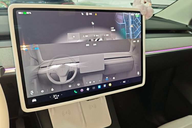 Tesla Model Y 2024 #21 Tesla Model Y 2024 car image #21