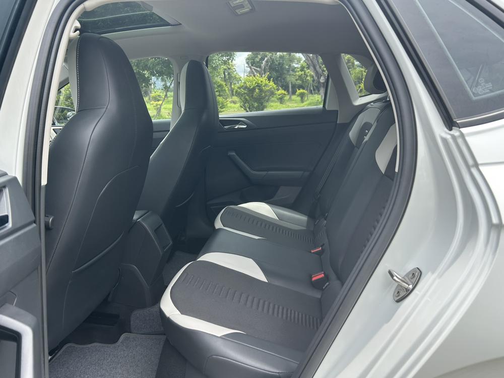 Volkswagen Polo 2023 car image #19