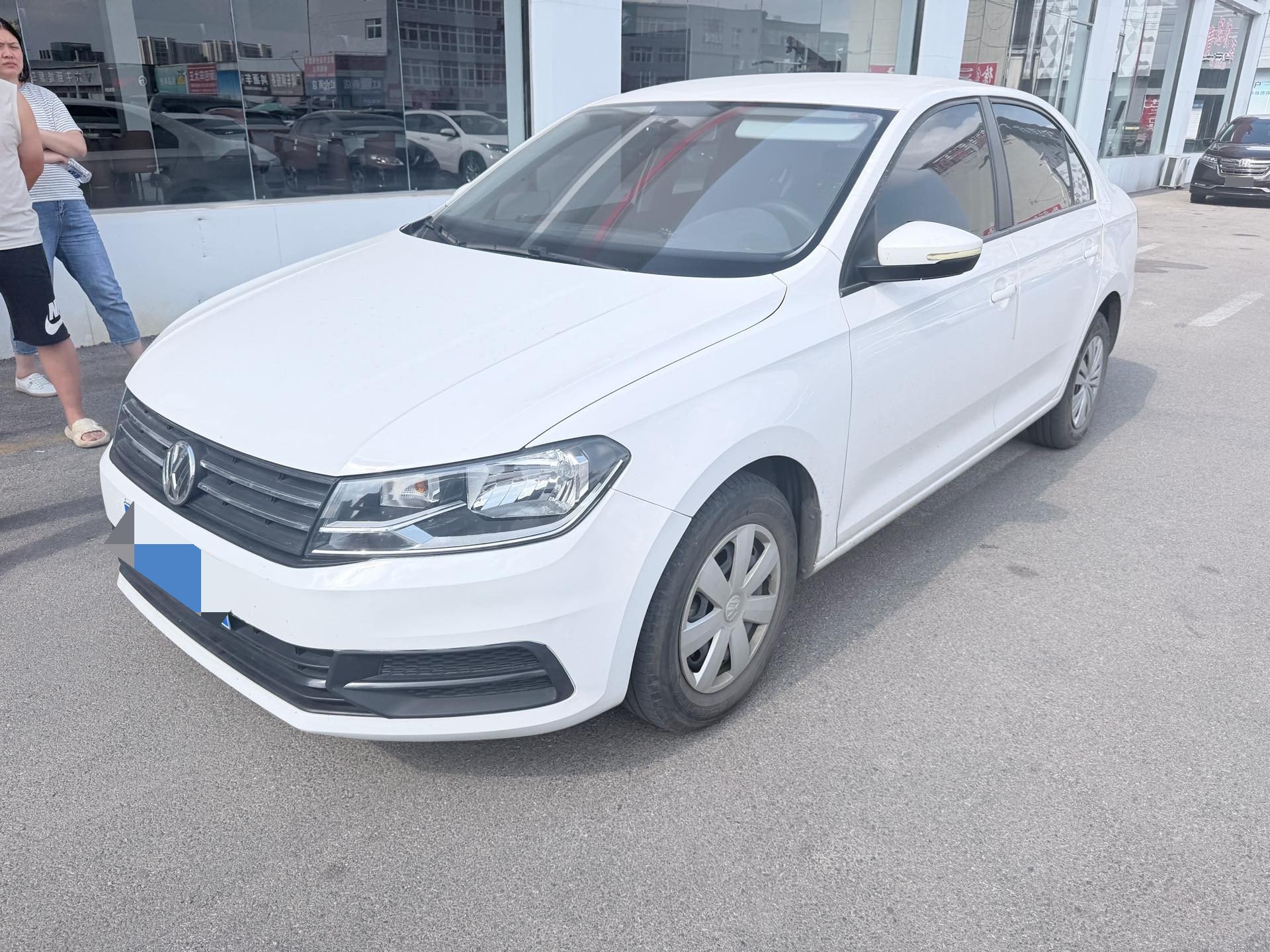 Volkswagen Santana 2020 car image 