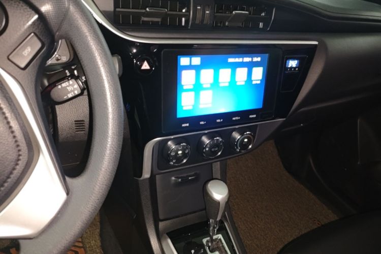 Toyota Corolla 2019 car image #13