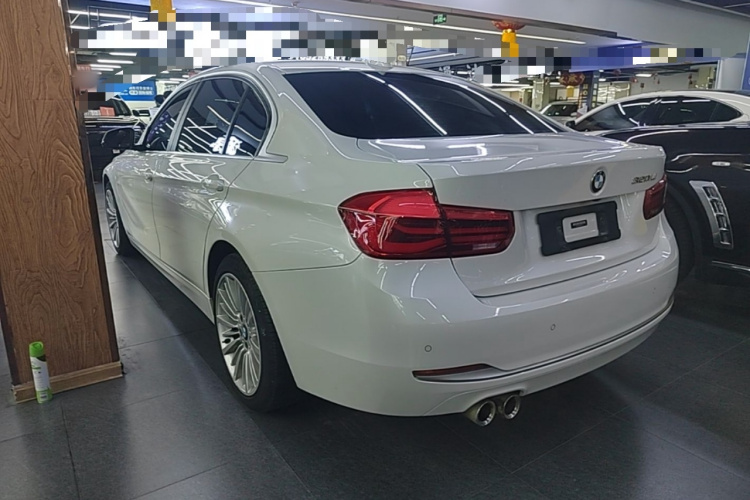BMW 3 Series 2018 #7 BMW 3 Series 2018 car image #7