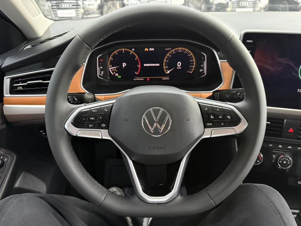 Volkswagen Bora 2023 car image #17