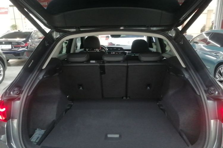 Audi Q3 2023 #21 Audi Q3 2023 car image #21