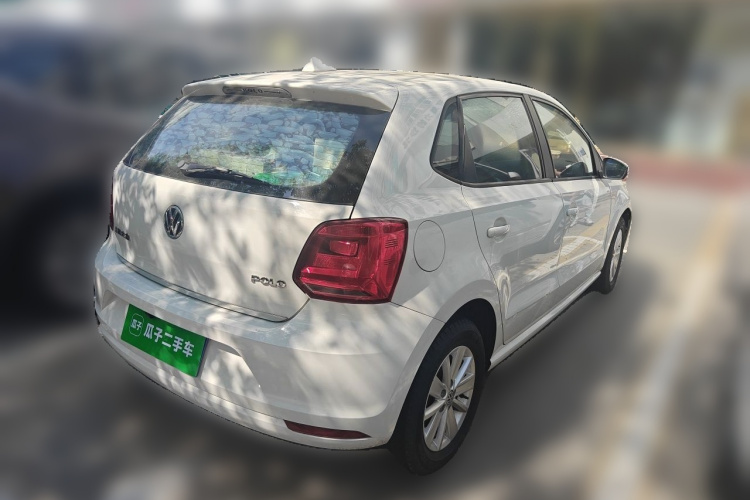 Volkswagen Polo 2015 #5 Volkswagen Polo 2015 car image #5