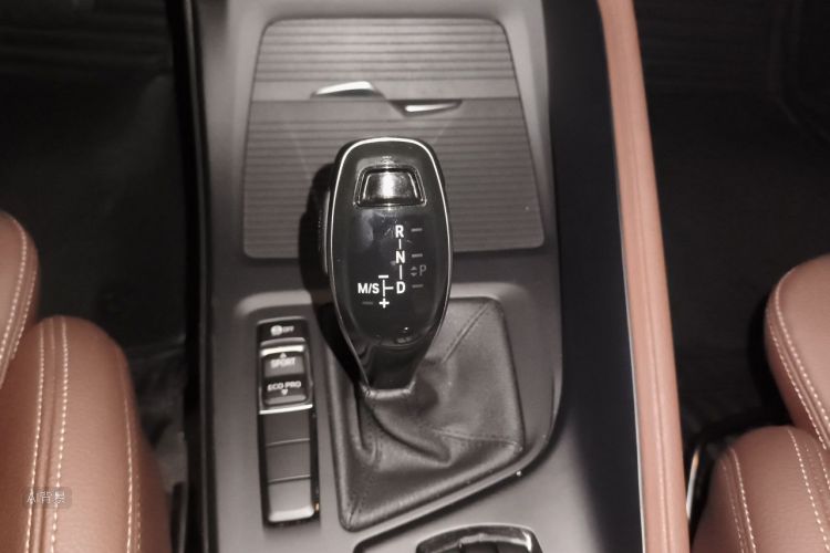 BMW X1 2019 car image #16