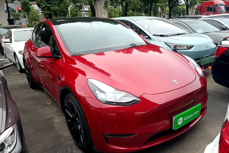 Tesla Model Y 2021 #4 Tesla Model Y 2021 immagine di auto #4