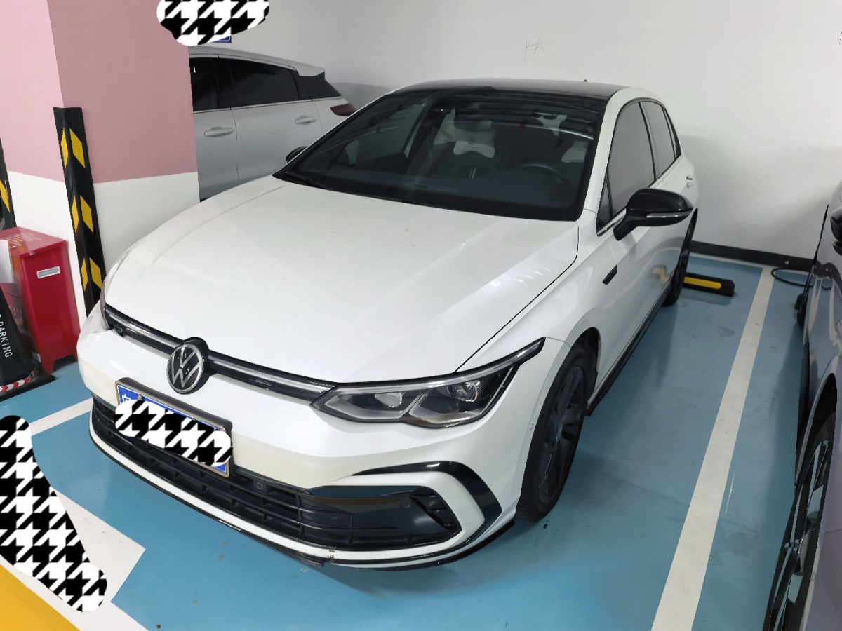 Volkswagen Golf 2022 car image 