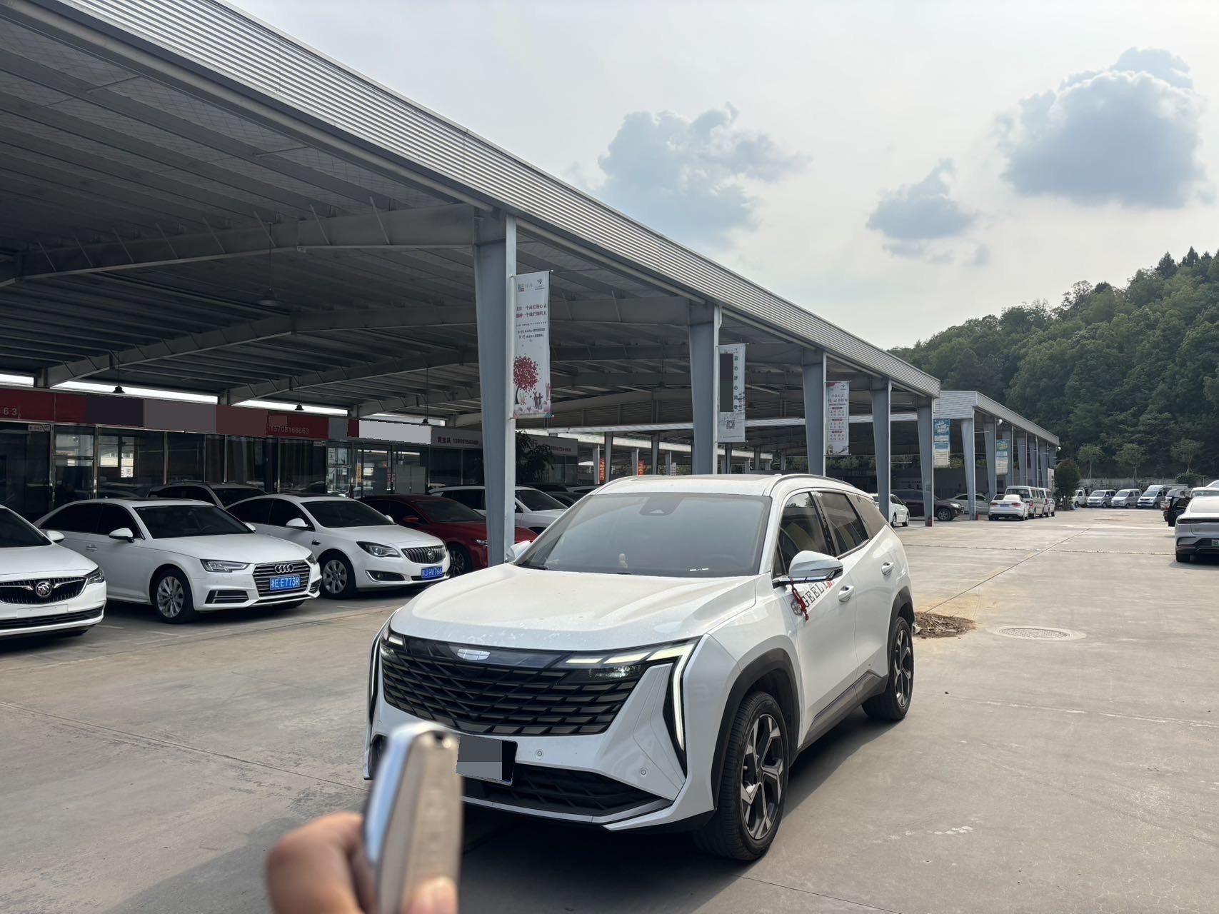 GEELY Boyue L 2023 car image 