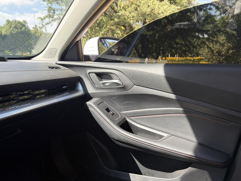 2023 imagen de coche #9