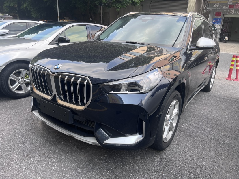 BMW X1 2023 car image 