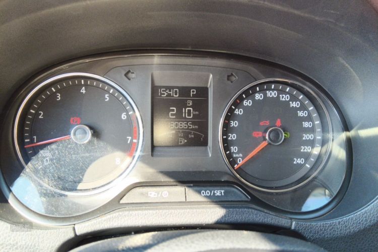 Volkswagen Polo 2016 car image #14