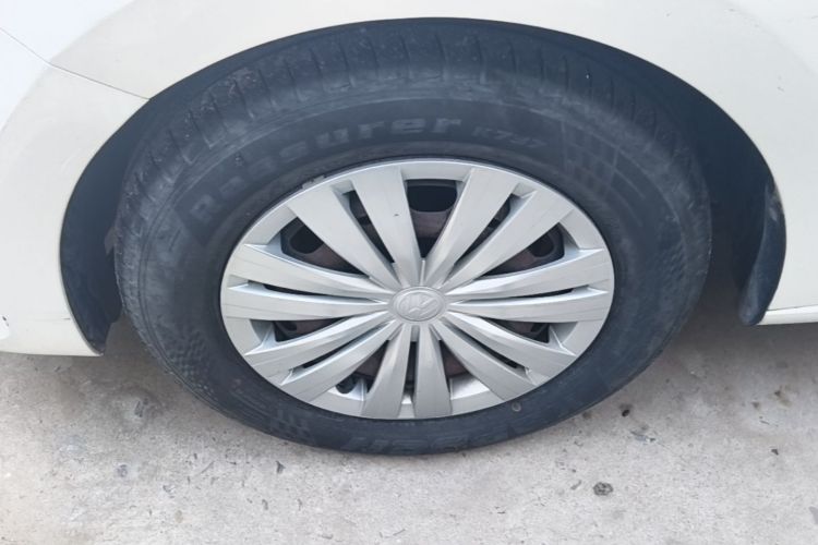 Volkswagen Santana 2018 car image #9