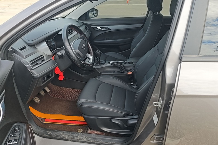 GEELY Emgrand 2021 #15 GEELY Emgrand 2021 car image #15