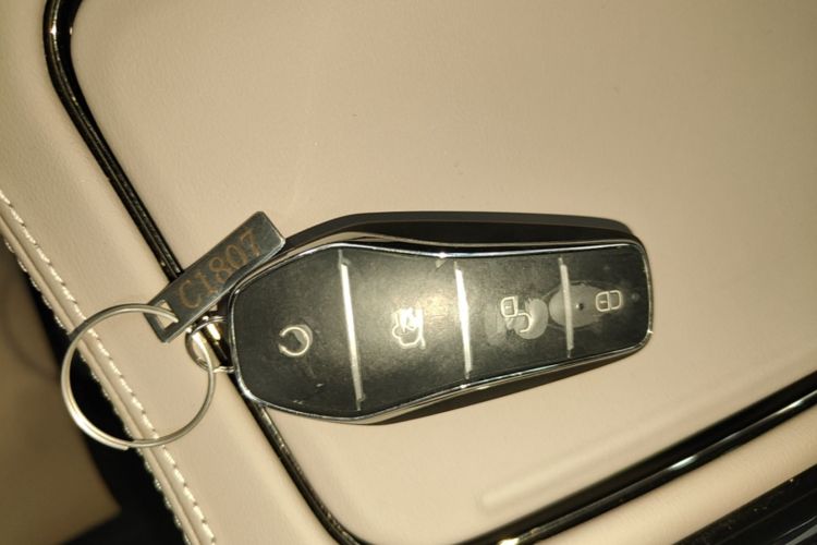 BYD Han 2024 #9 BYD Han 2024 car image #9