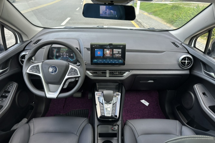 BYD Yuan New Energy 2019 #19 BYD Yuan New Energy 2019 car image #19