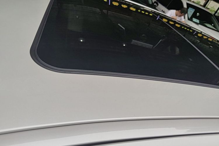 BMW 3 Series 2020 car image #25
