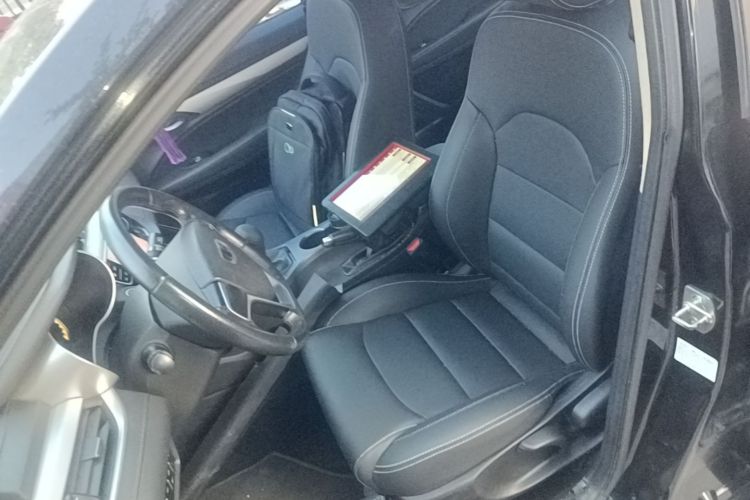 GEELY Emgrand 2018 car image #15