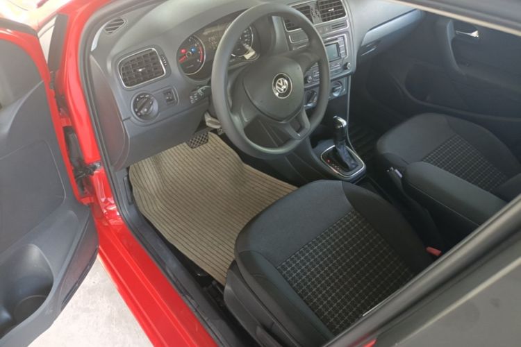 Volkswagen Polo 2014 #16 Volkswagen Polo 2014 car image #16