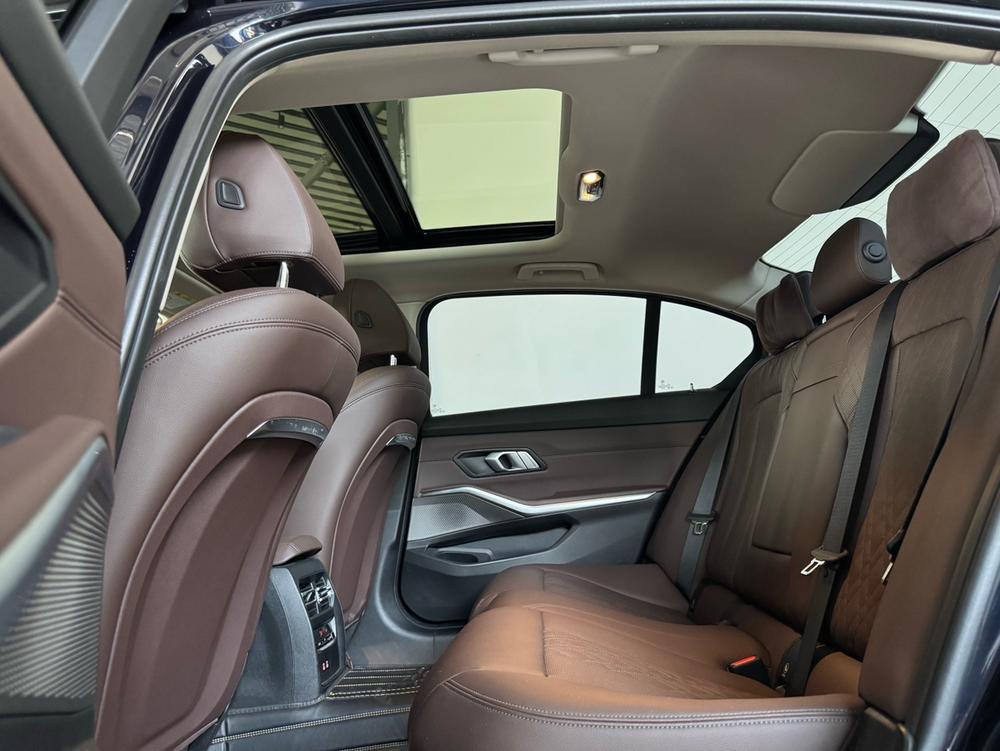 BMW 3 Series 2023 car image #16