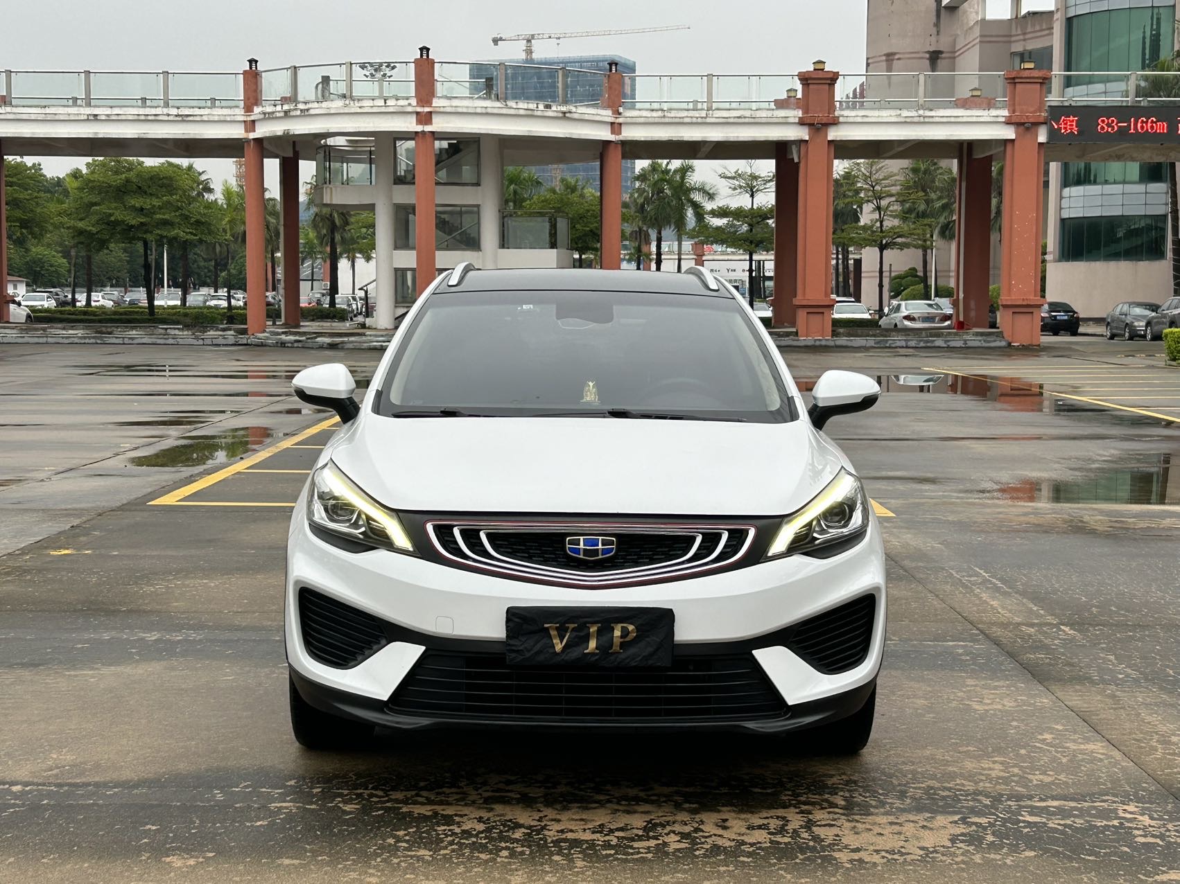 GEELY Emgrand GS 2019 car image #2