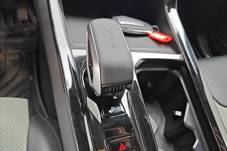 GEELY Boyue 2023 #14 GEELY Boyue 2023 image de voiture #14