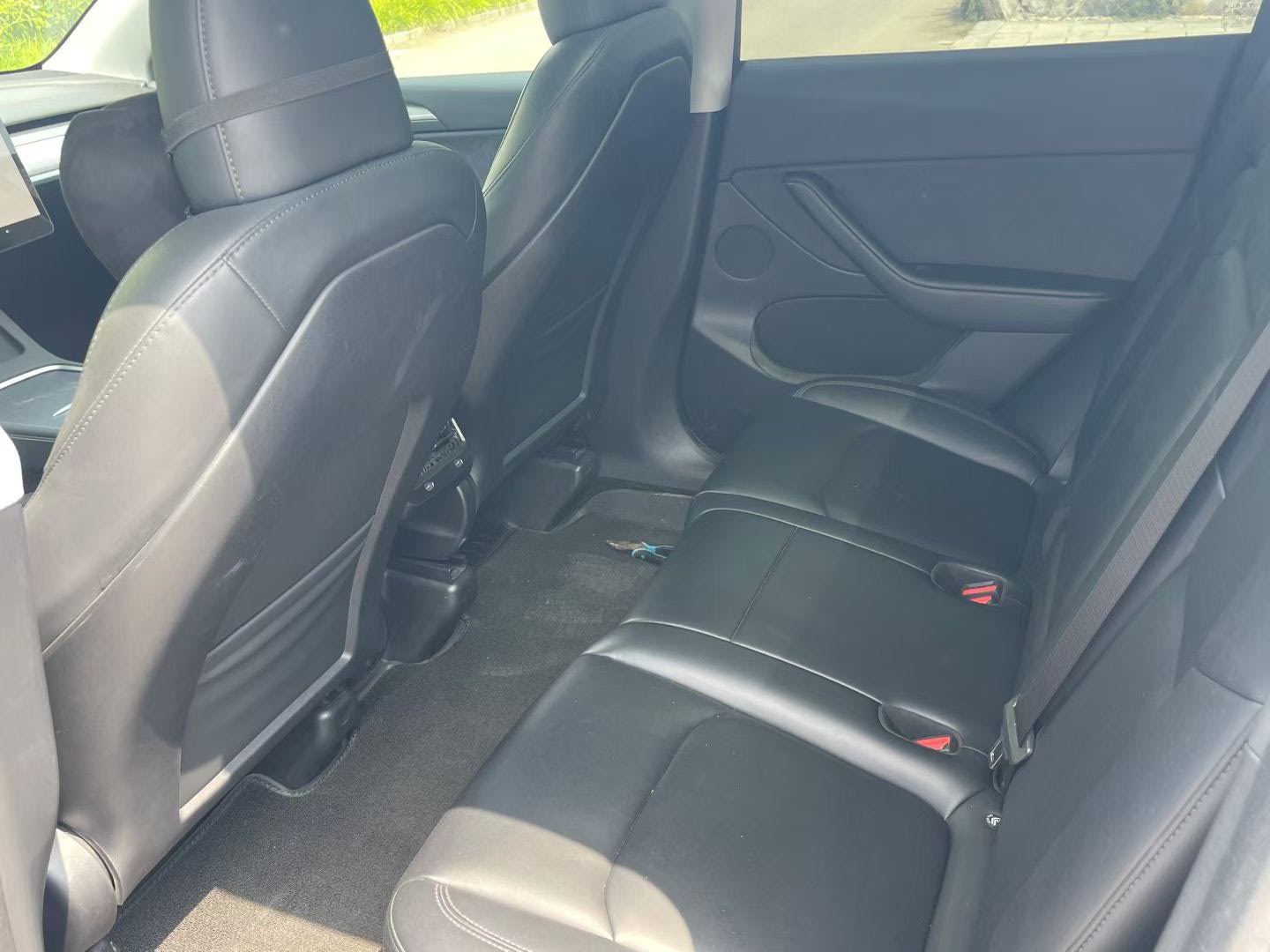 Tesla Model Y 2023 immagine di auto #7