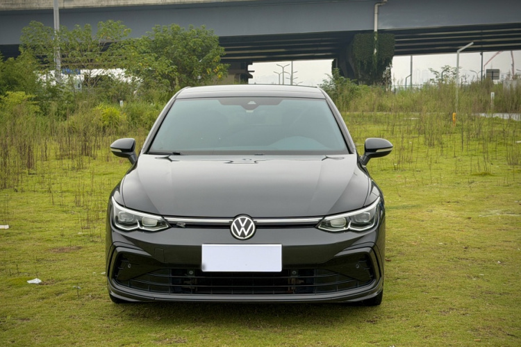 Volkswagen Golf 2021 #7 Volkswagen Golf 2021 صورة سيارة #7