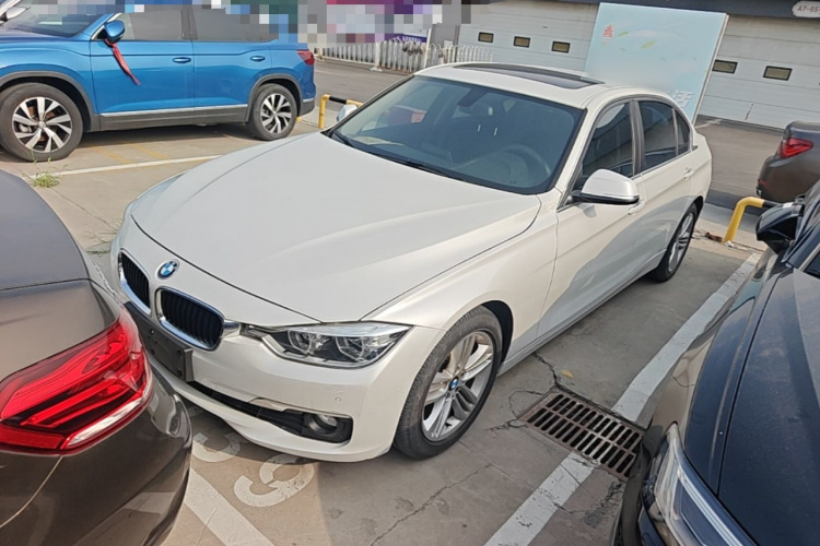 BMW 3 Series 2017 car image #2