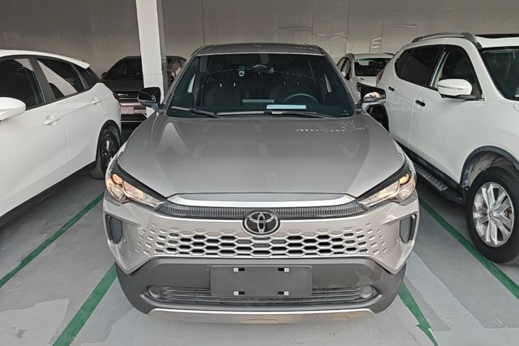 Toyota Corolla Cross 2026 #3 Toyota Corolla Cross 2026 car image #3