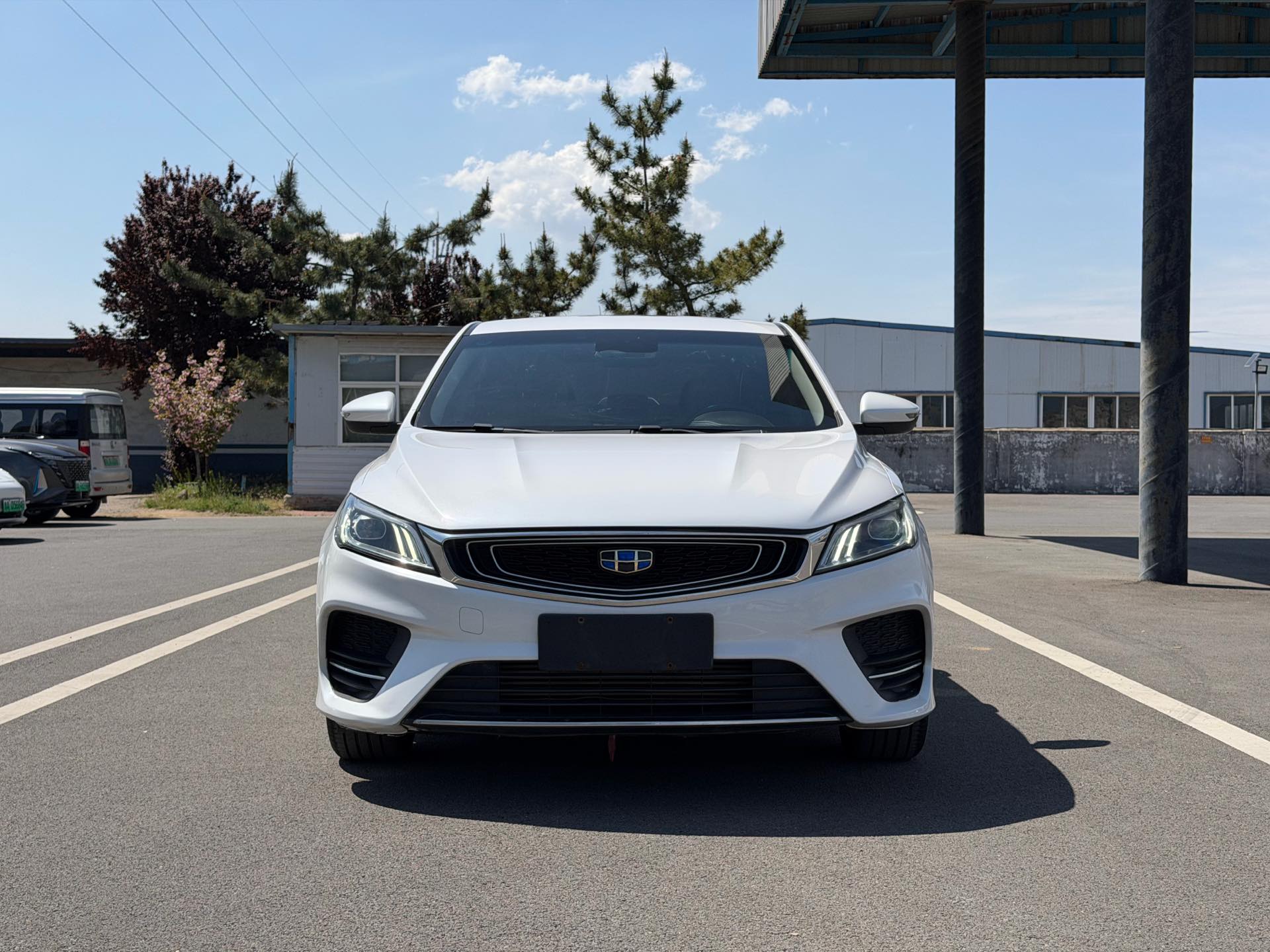 GEELY Binray 2018 image de voiture #2