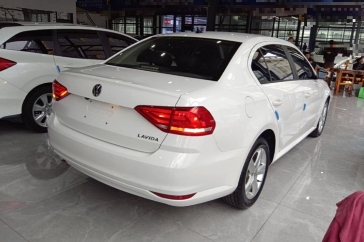 Volkswagen Lavida 2018 car image #7