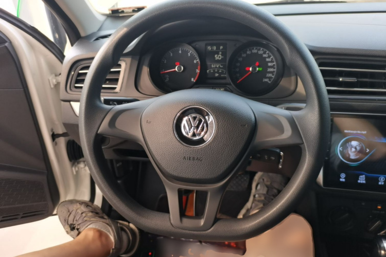 Volkswagen Lavida 2021 car image #11