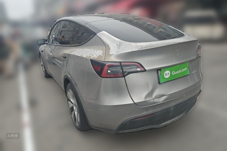 Tesla Model Y 2022 immagine di auto #5