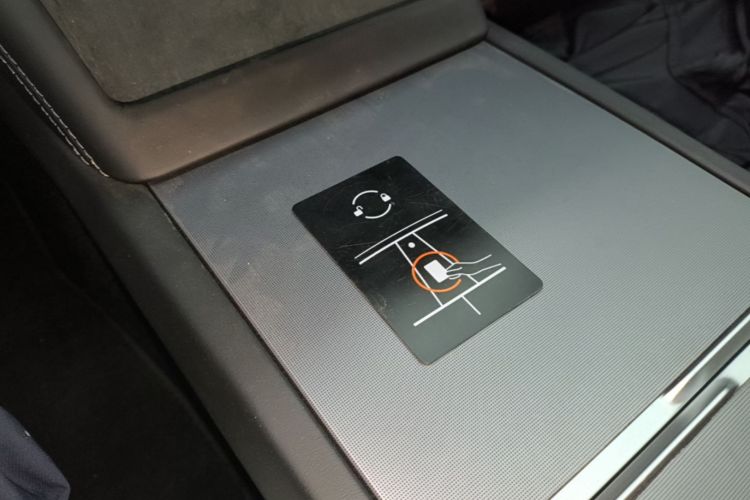 Tesla Model 3 2024 #9 Tesla Model 3 2024 car image #9