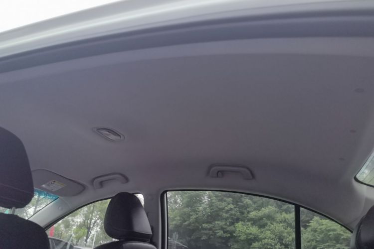 GEELY Emgrand 2020 car image #18
