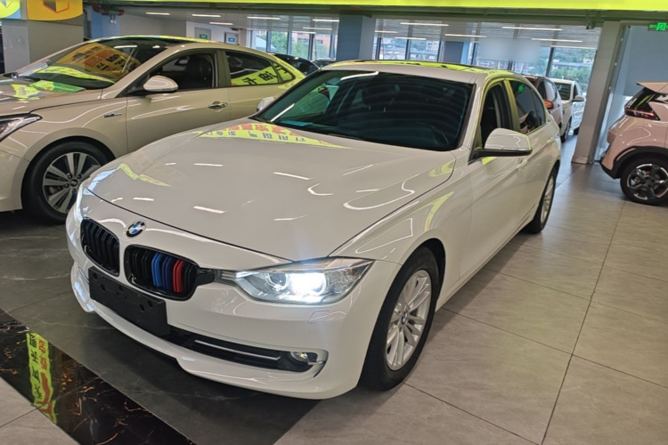 BMW 3 Series 2015 #2 BMW 3 Series 2015 car image #2