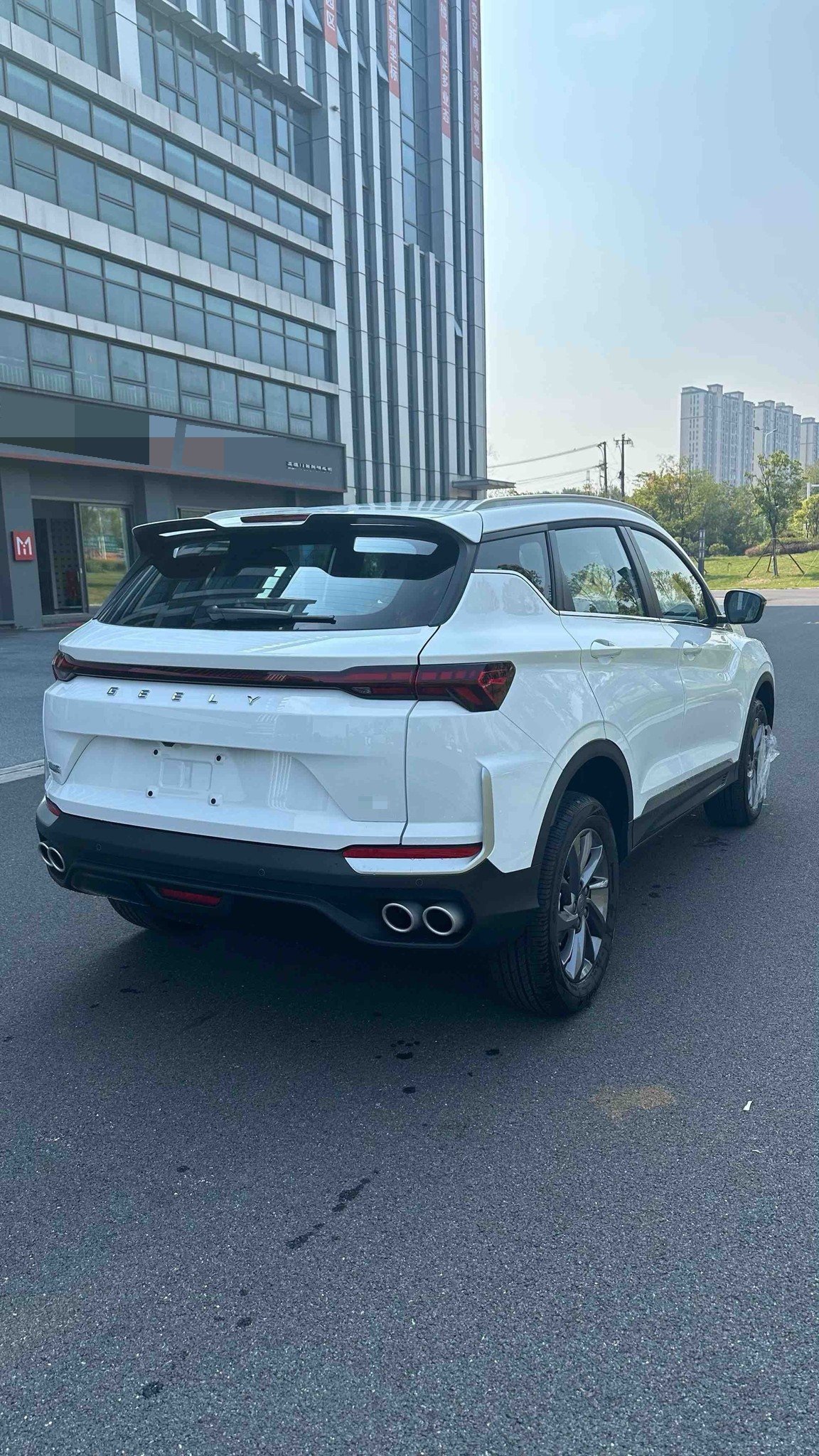 GEELY Coolray 2026 #6 GEELY Coolray 2026 car image #6