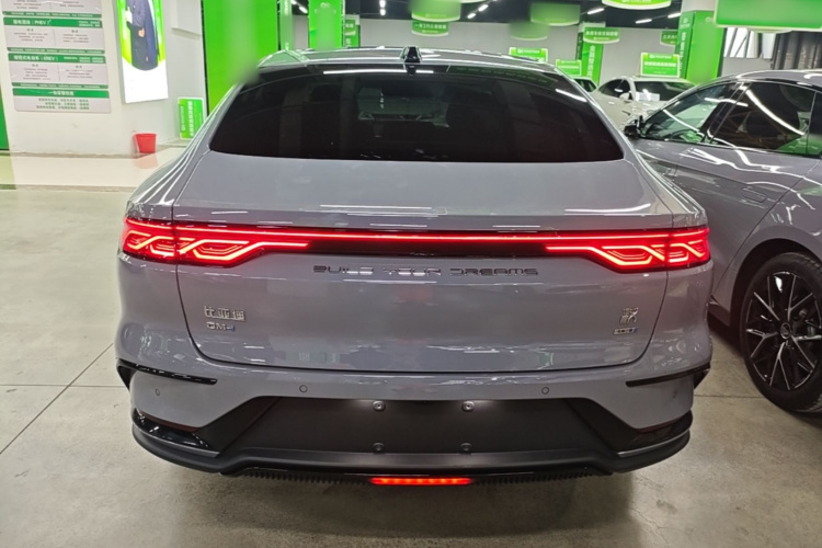 BYD Han 2025 car image #4