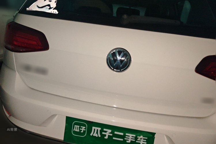 Volkswagen Golf 2018 car image #6