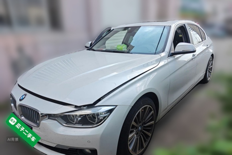 BMW 3 Series 2019 car image #2