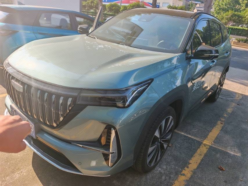 GEELY Boyue L 2025 car image 