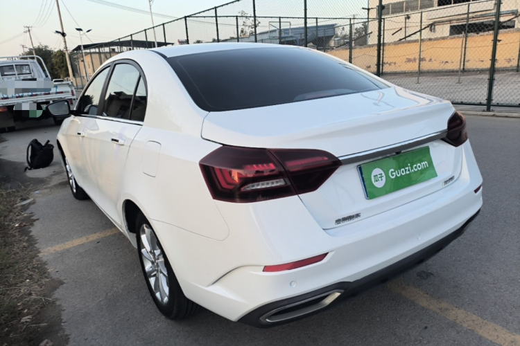 GEELY Emgrand 2020 #5 GEELY Emgrand 2020 imagem de carro #5