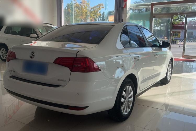Volkswagen Bora 2018 car image #5