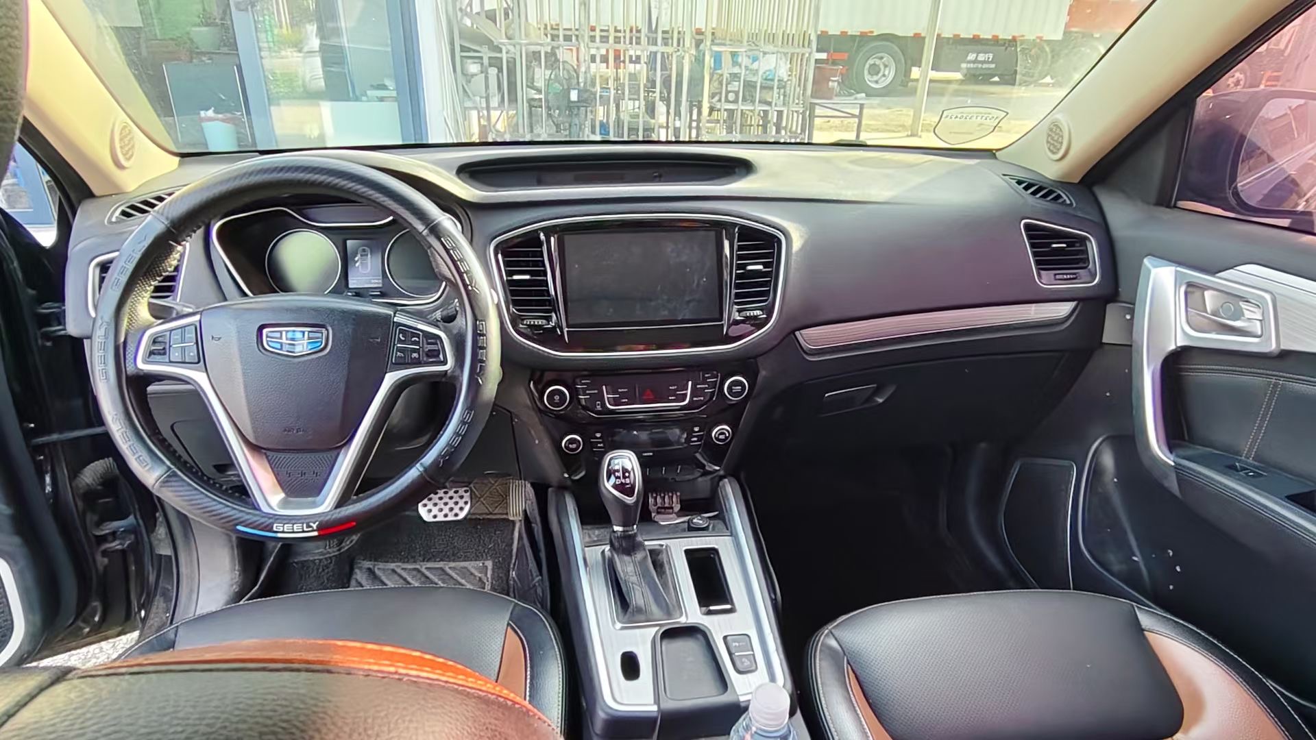 GEELY Vision X6 2017 car image #5