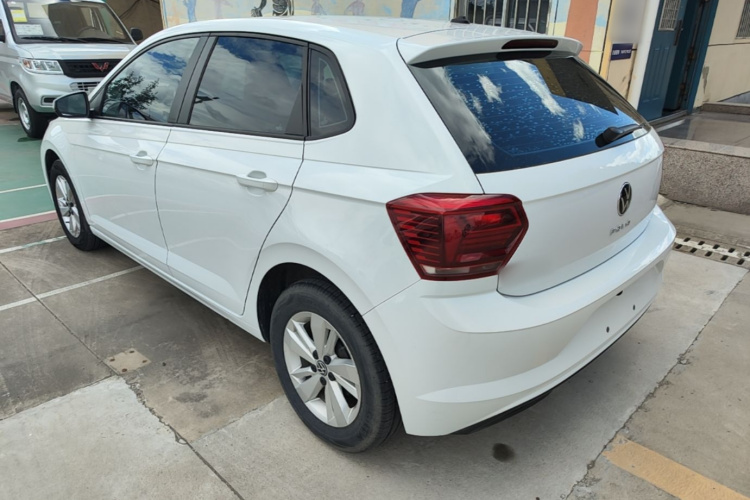 Volkswagen Polo 2023 car image #5