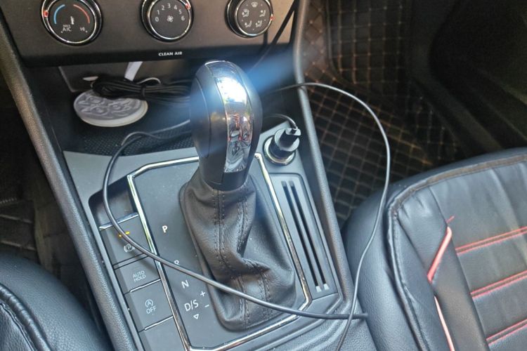 Volkswagen Lavida 2022 car image #14