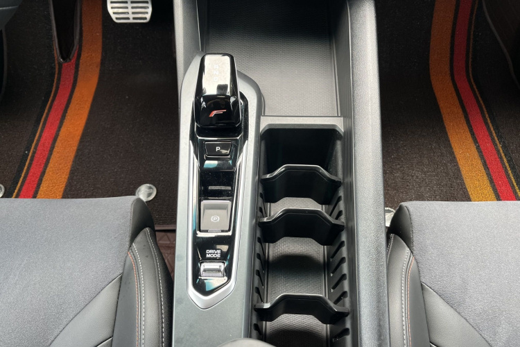 GEELY Binray 2023 car image #18