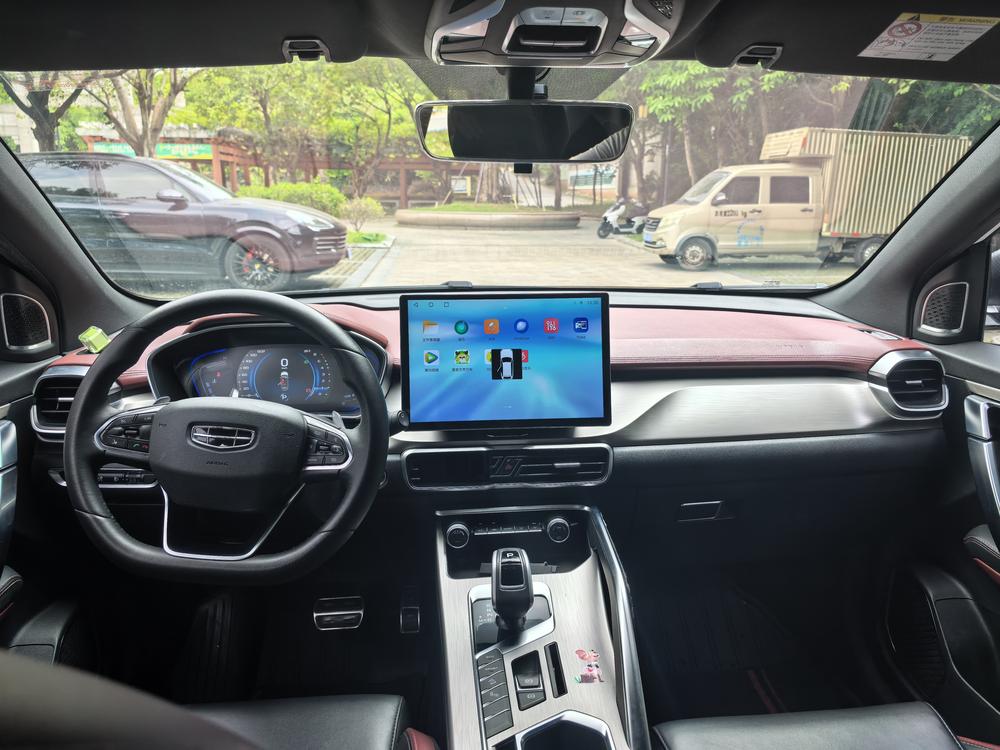 GEELY Coolray 2019 #10 GEELY Coolray 2019 car image #10