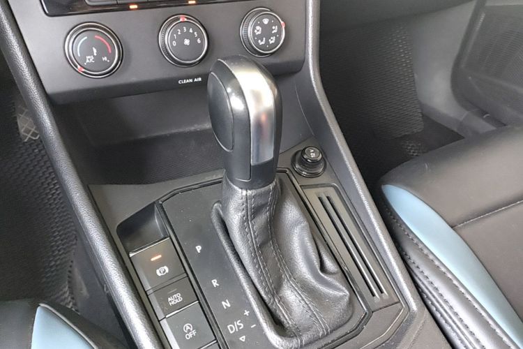 Volkswagen Lavida 2023 car image #14